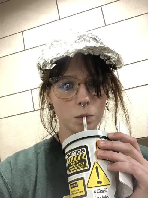 Sydney Schendzielos wearing a tinfoil hat.