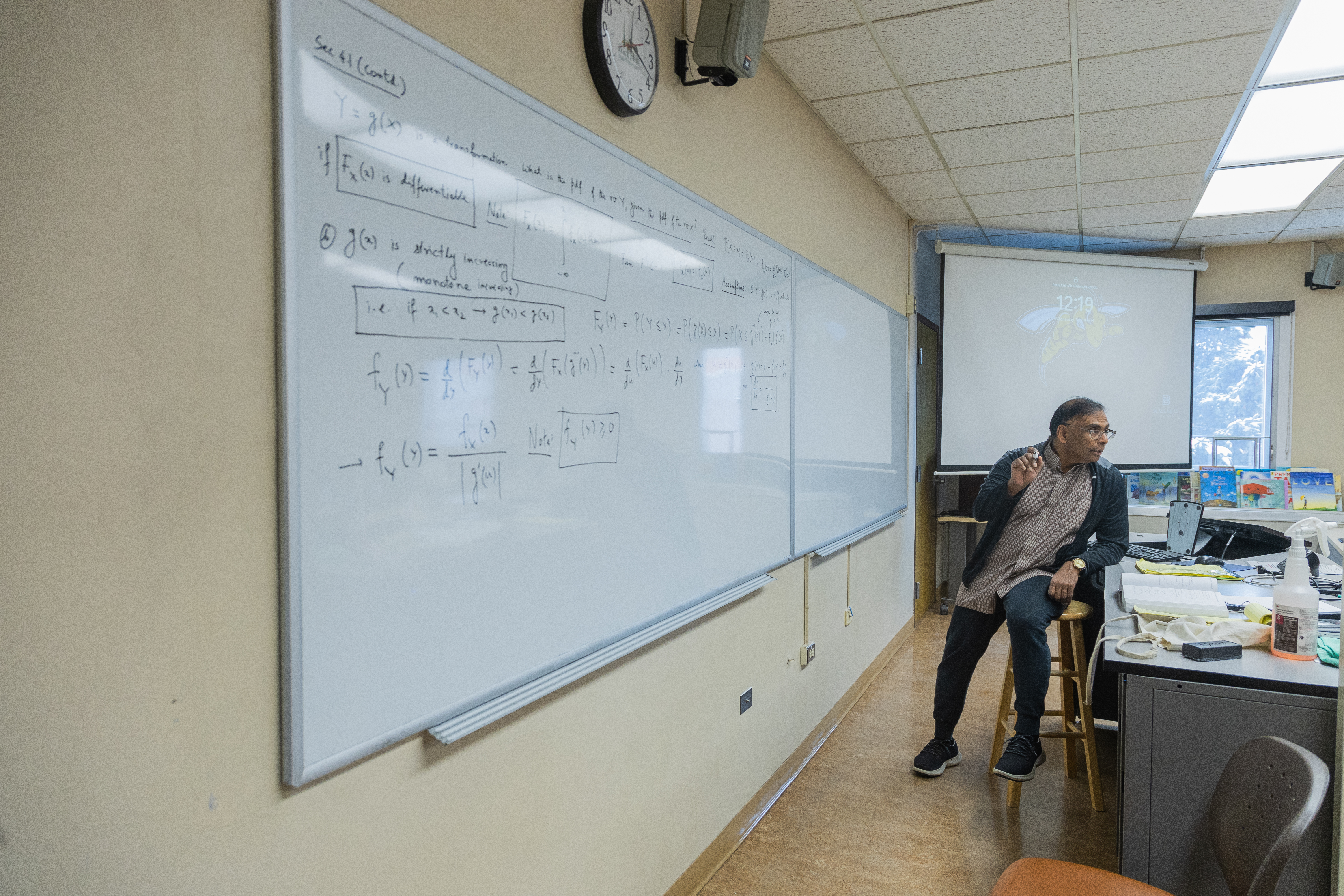 A BHSU professor gives a math lecture.