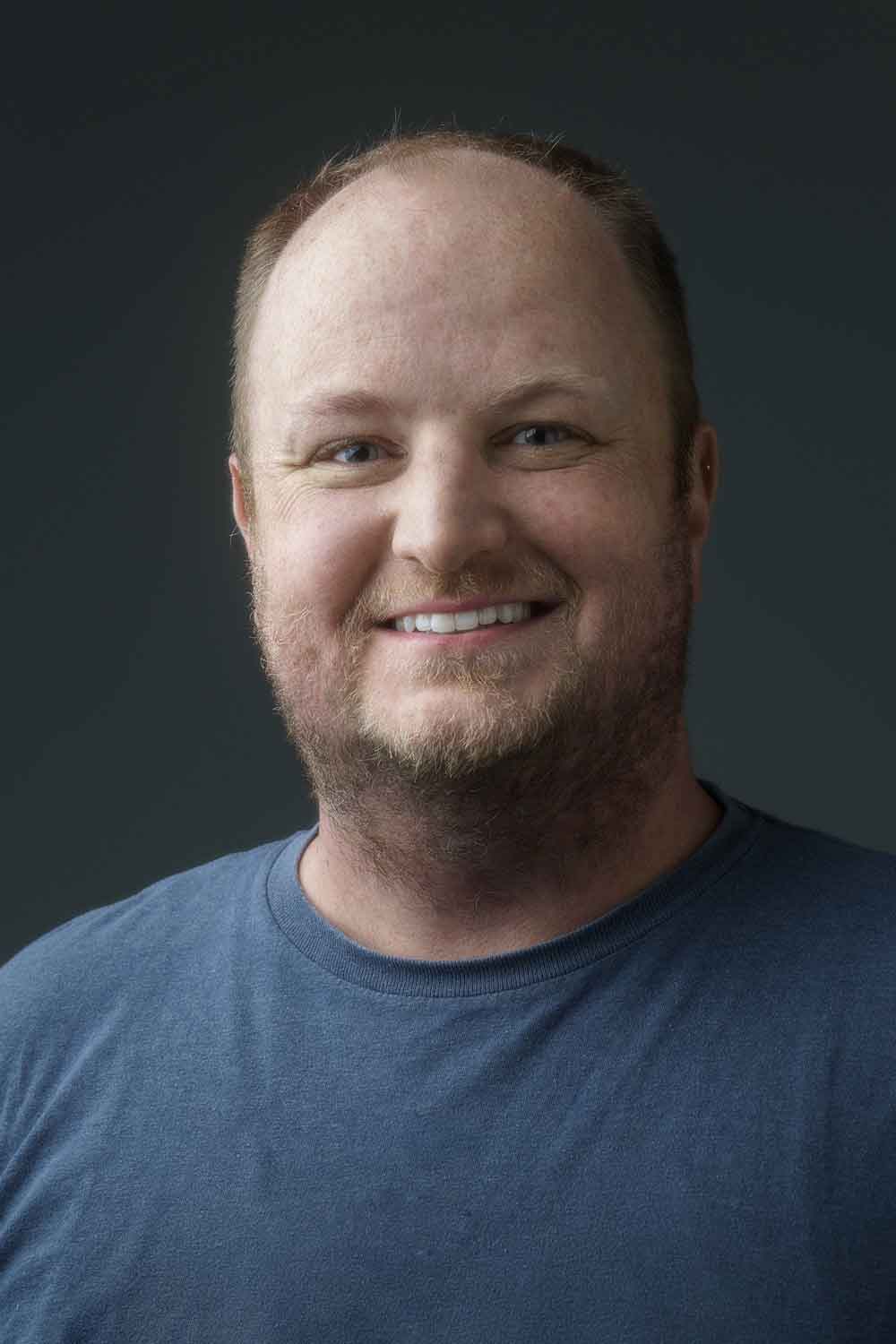 Profile Picture: 300w x 400h