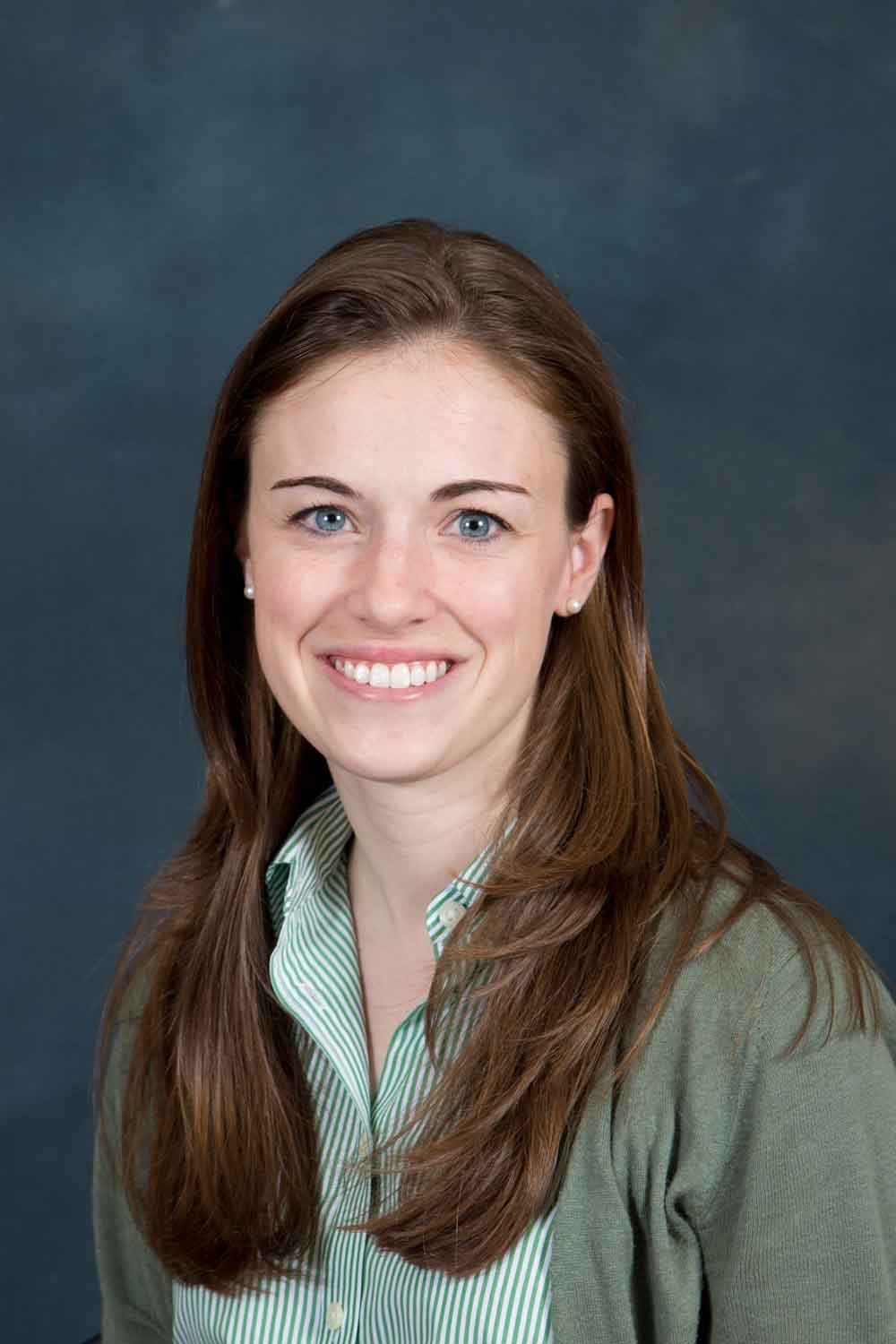 Profile Picture: 300w x 400h