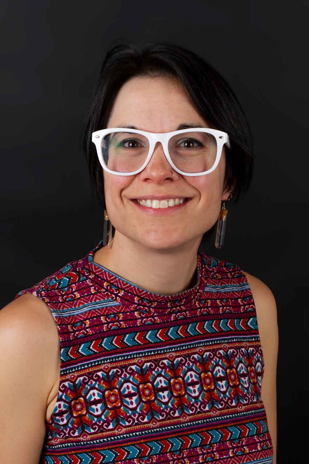 Profile Picture: 300w x 400h