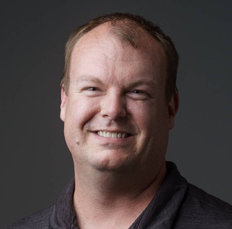 Profile Picture: 300w x 400h