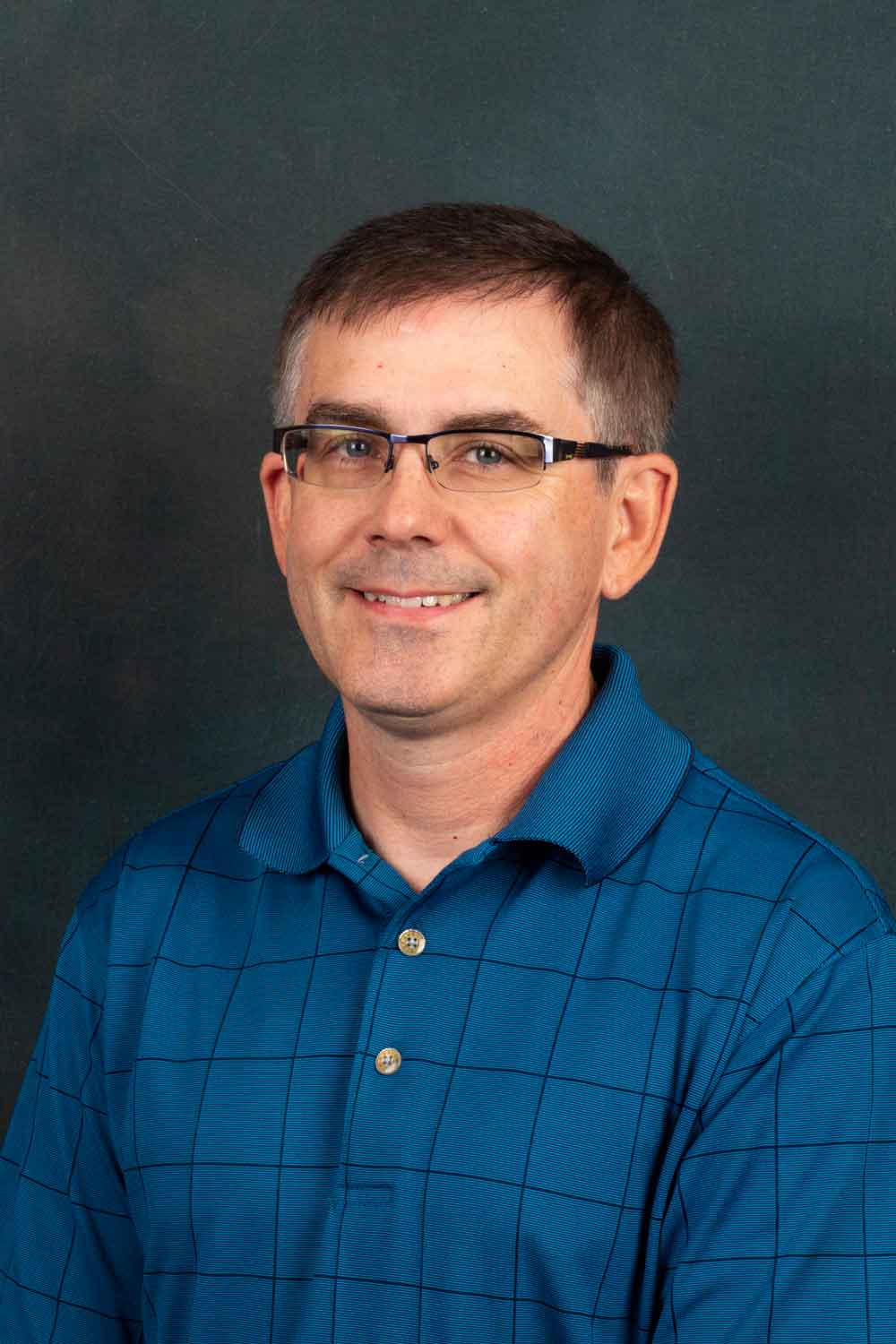 Profile Picture: 300w x 400h