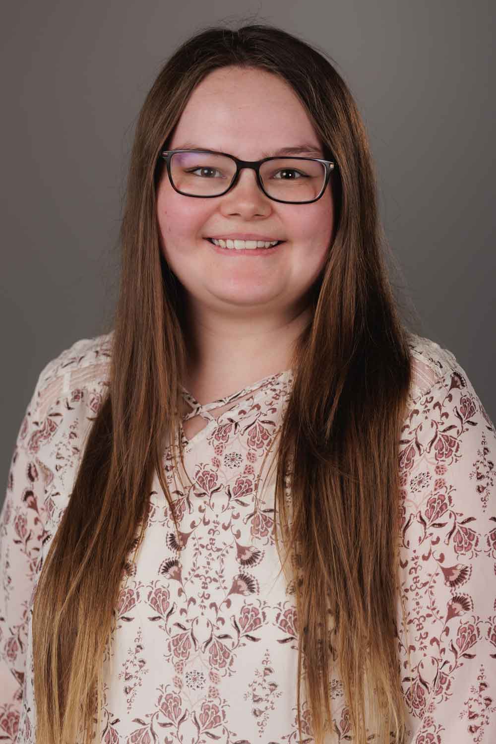 Profile Picture: 300w x 400h