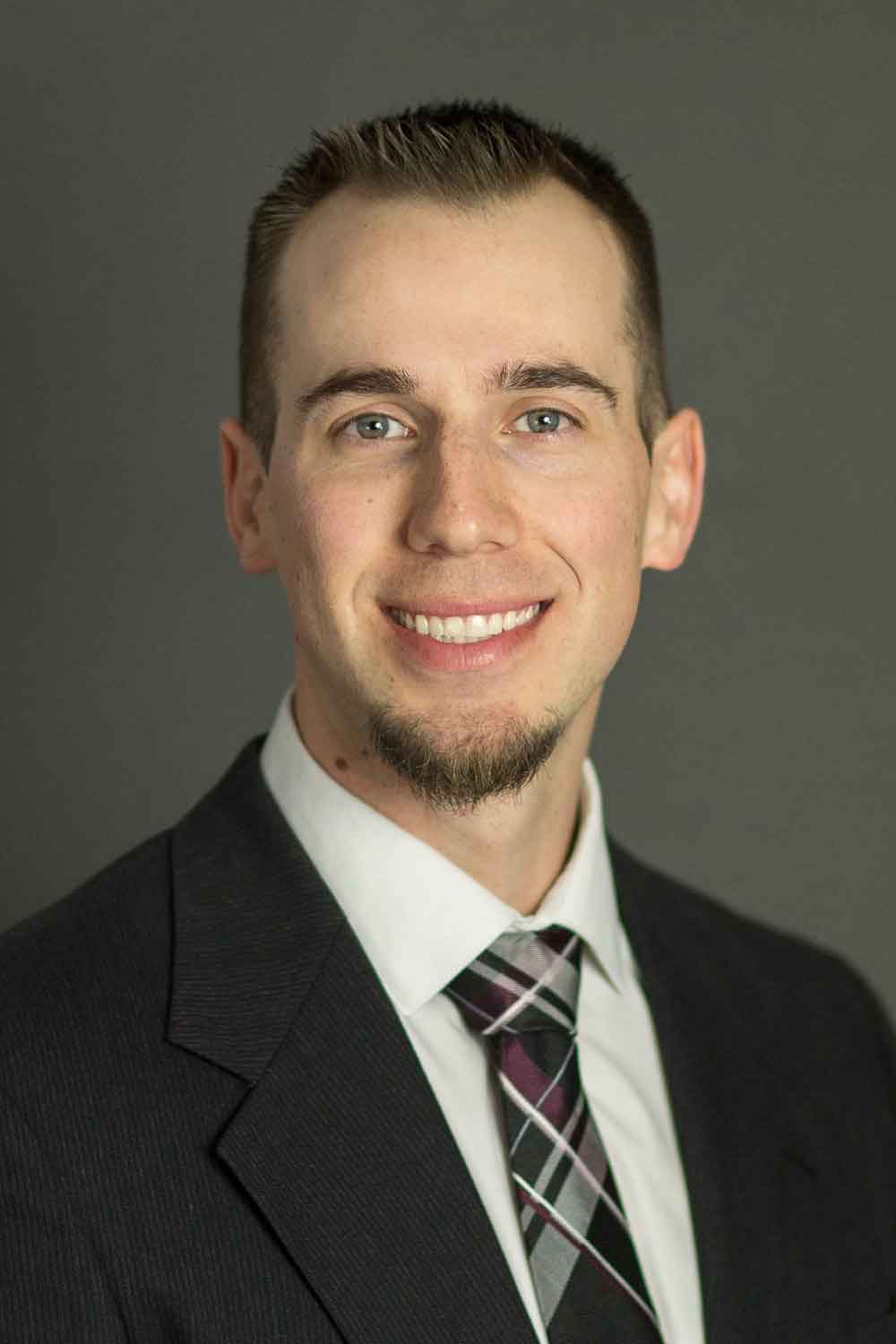 Profile Picture: 300w x 400h