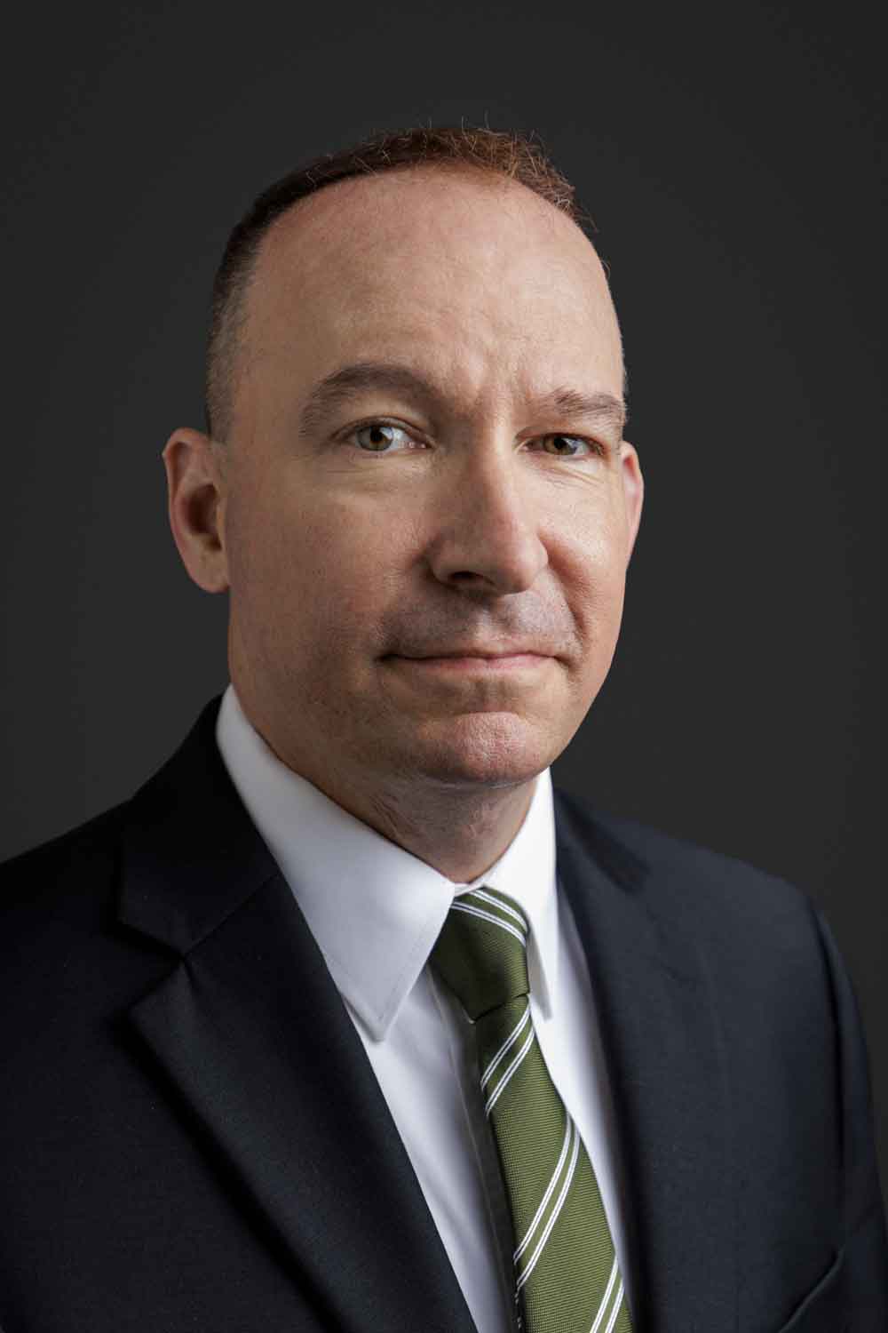 Profile Picture: 300w x 400h