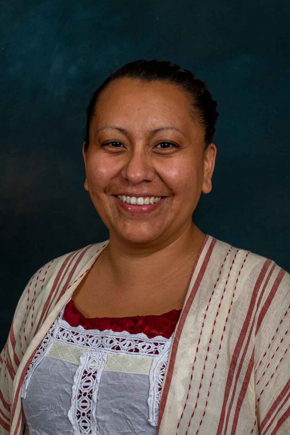 Profile Picture: 300w x 400h