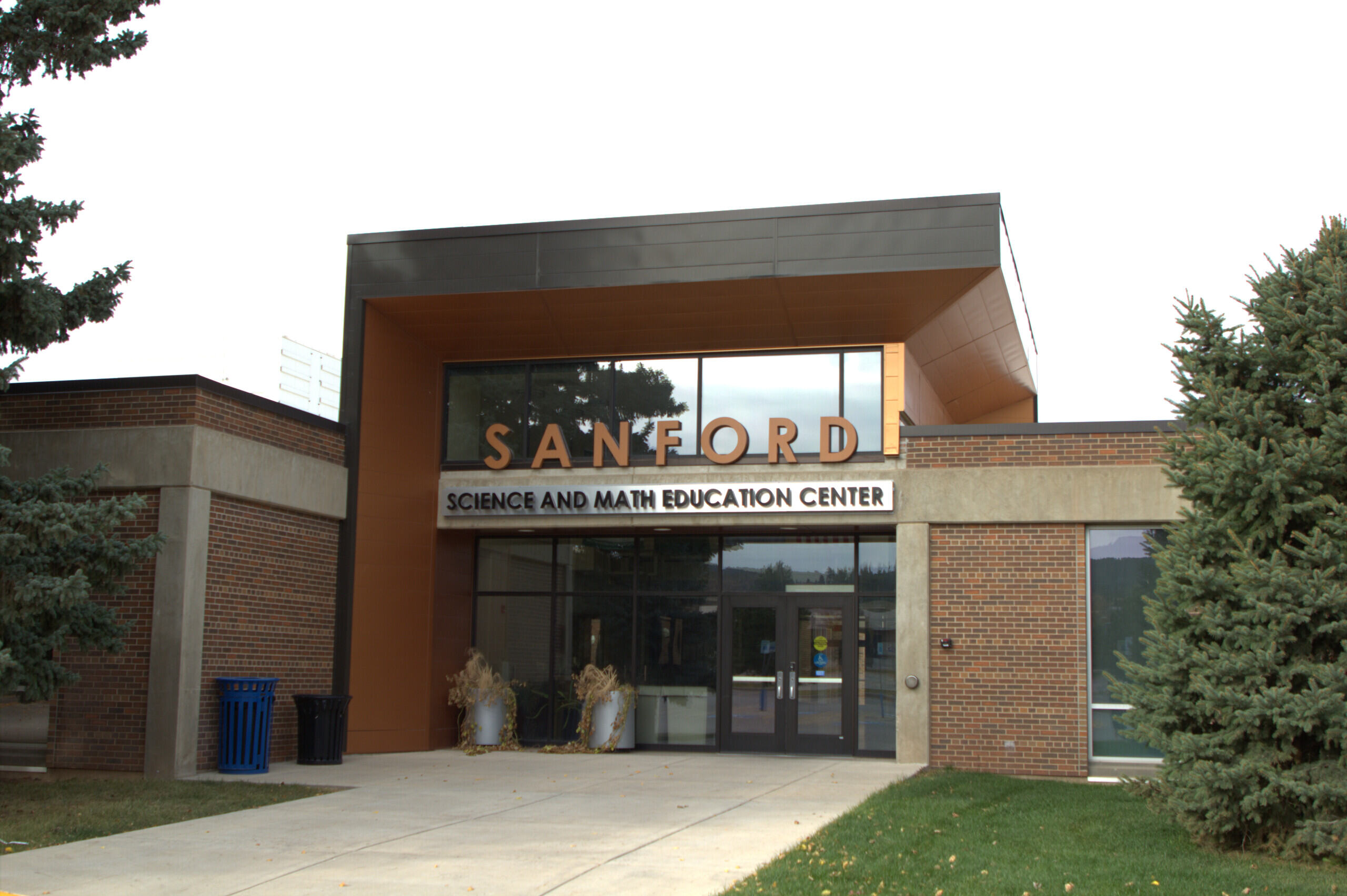 Photo of the outside of the Sanford Science and Math Education Center