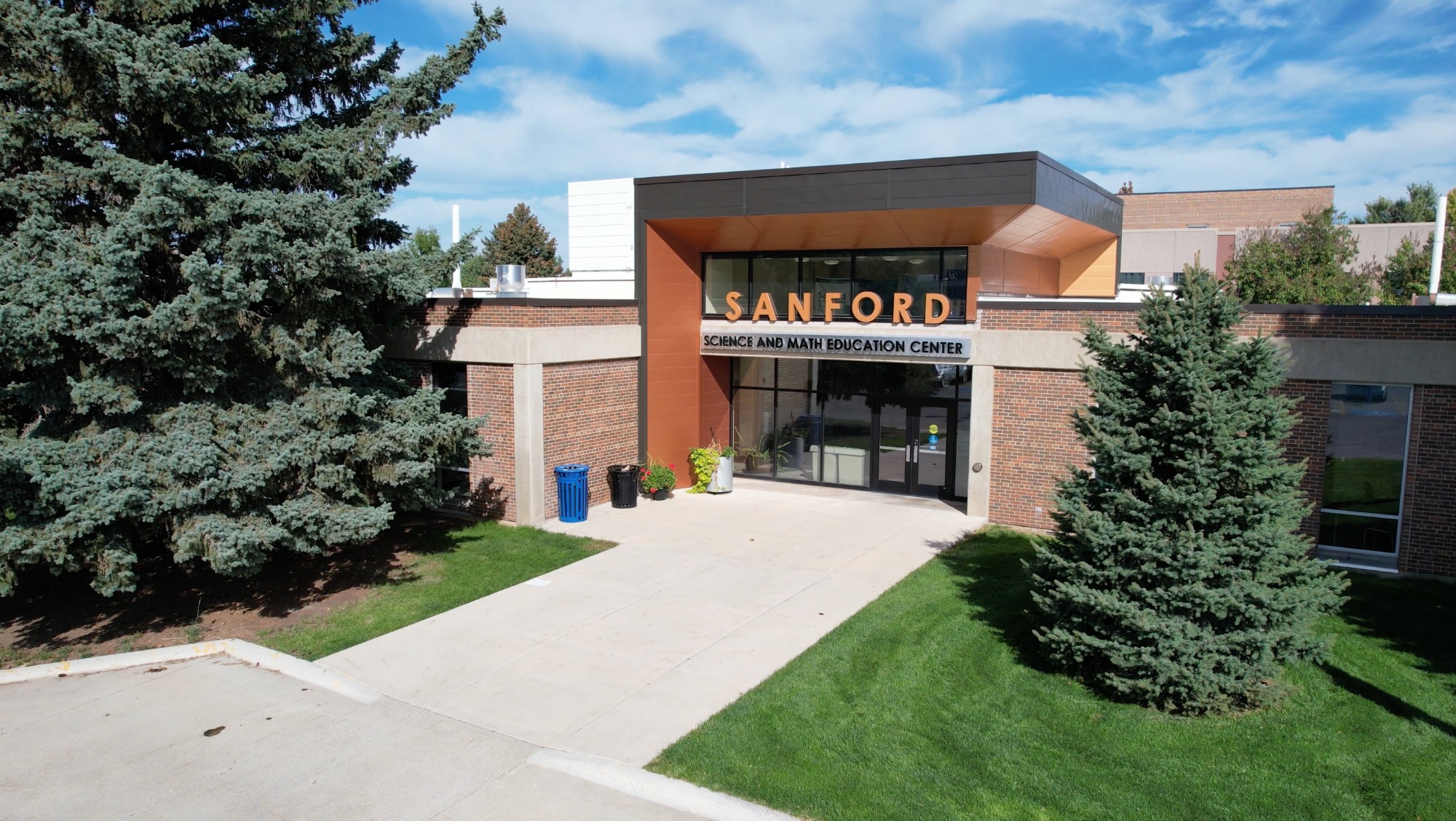 Jonas Science on the BHSU Campus